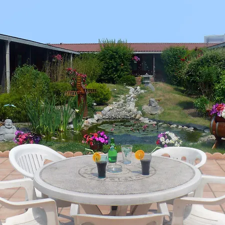 Restaurant Les Jardins D'epone Épône